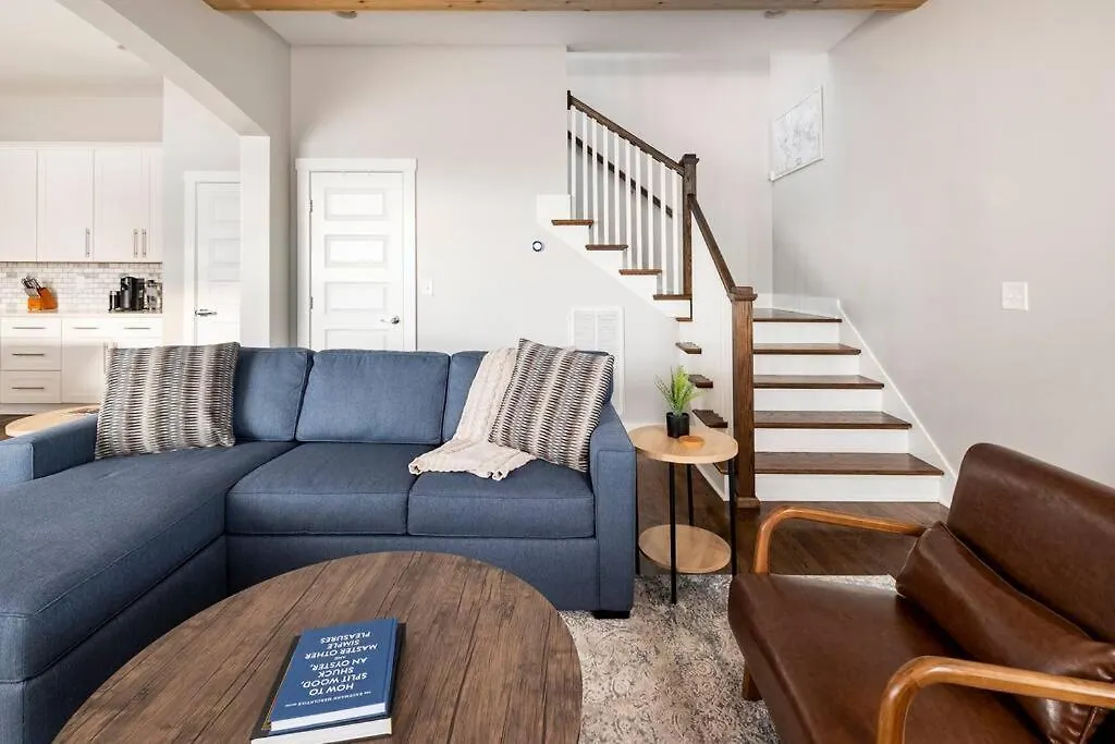 Villa Hot Tub, Fire Pit, King Bd & Ig Opps - 5 Min To Dt Nashville Ferienhaus